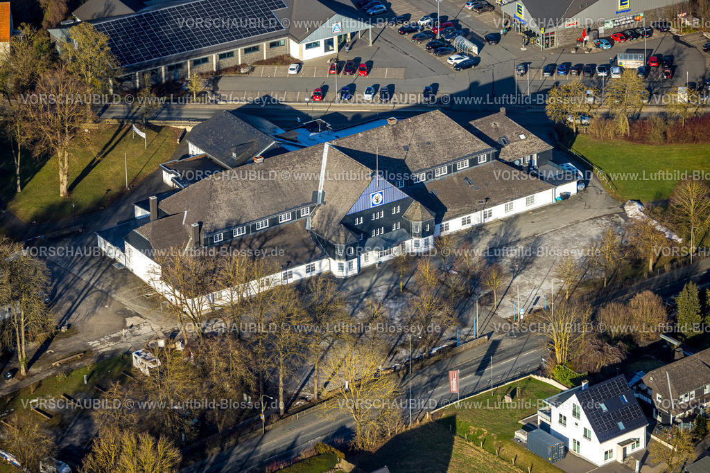 Brilon260104554 | Luftbild, Schützenhalle St. Hubertus Schützenbruderschaft, Brilon, Sauerland, Nordrhein-Westfalen, Deutschland