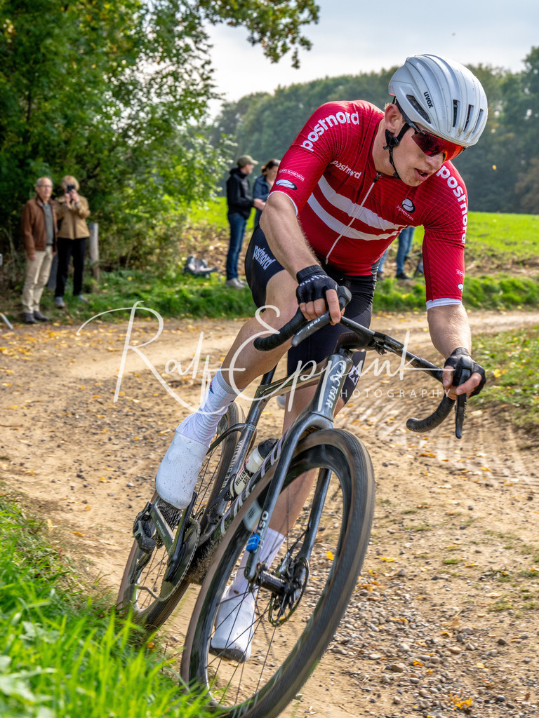20251012_DSC04124 | Sportfotografie, Eventfotografie, Porträtfotografie, Radsport Fotograf, Triathlon Fotograf, Düsseldorf Fotograf, Köln Fotograf, Actionfotografie, Teamfotografie, Peoplefotografie, Business Portraits, Veranstaltungsfotografie, Reportagefotografie - Realisiert mit Pictrs.com