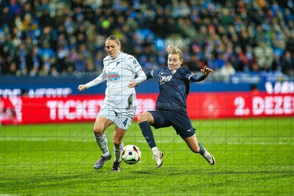 DFB-Pokal-Achtelfinale: VfL Bochum Frauen - TSG Hoffenheim 0:5 | Im Achtelfinale des DFB-Pokals der Frauen unterlag der VfL Bochum der TSG Hoffenheim aus der 1. Bundesliga mit 0:5. - Realisiert mit Pictrs.com