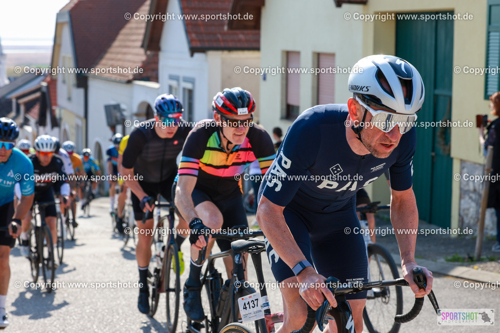 509_AR6_8953 | Neusiedlersee Radmarathon 2026@sportshot_your_pictrs #yourpictures#roadtowm2029 #nrm #neusiedlerseeradmarathon #neusiedlersee #neusiedlerseetourismus #burgenland #mörbisch #nrm26 #burgenlandtourismus #voglundco #poweredbyburgenlandtourismus #radsport #rad #marathon #ucigranfondo #visitburgenland #ucigranfondoworldseries