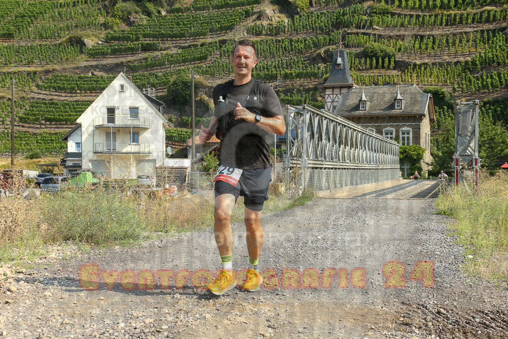 240831_1152_EX1_8229 | Sportfotografie im Rhein-Sieg Kreis, Köln, Bonn, NRW, Rheinland Pfalz, Hessen, etc. Unser Tätigkeitsfeld umfasst den Laufsport vom Volkslauf über den Marathon, Duathlon, Triathon bis zum Ultralauf wie Kölnpfad Ultra oder Schindertrail.