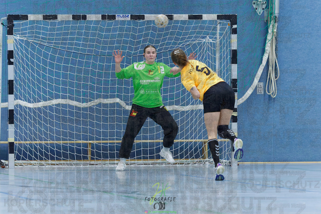 Frauen Oberliga Mitte (HHV); HSG Eibelshausen/Ewersbach - HSG Wettenberg II | Frauen Oberliga Mitte (HHV); HSG Eibelshausen/Ewersbach - HSG Wettenberg II am 13.12.2025 in Steinbrücken (Sporthalle am Hammerweiher)Photo © 2025 - Jörg Heinrich - Realisiert mit Pictrs.com