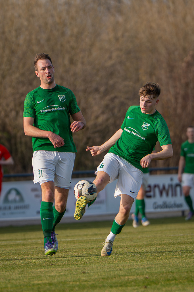 Fußball I Herren I Saison 2025-2026 I Bezirksliga Weser-Ems 4 I 22. Spieltag I Vfl Oythe  - SV Bethen I 7114 | jns.sportfotos - Realisiert mit Pictrs.com
