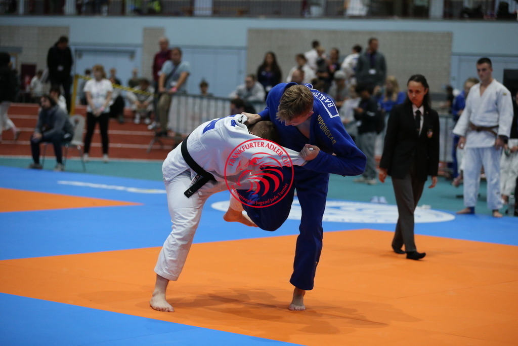 AT3Y2222 | Fotos vom Adler Cup - Pictures from Adler Cup

Hier findet Ihr alle Eindrücke und großen Momente der Adler Cup Wochenenden. Here you will find all impressions and great moments of the Adler Cup weekends. - Realisiert mit Pictrs.com