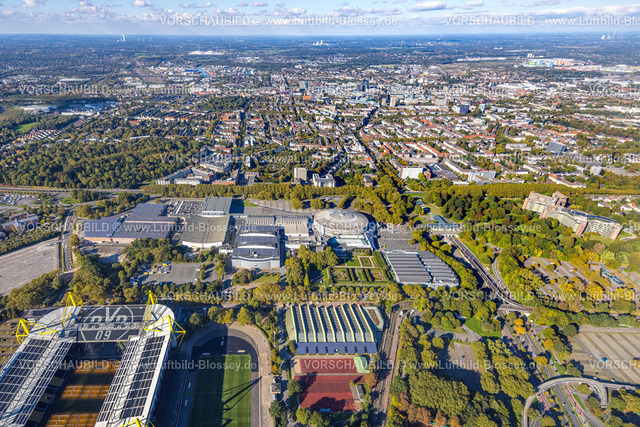 Dortmund241006003 | Luftbild, Westfalenhallem Veranstaltungsort, Blick zur City, Fernsicht und blauer Himmel mit Wolken, Westfalenhalle, Dortmund, Ruhrgebiet, Nordrhein-Westfalen, Deutschland
