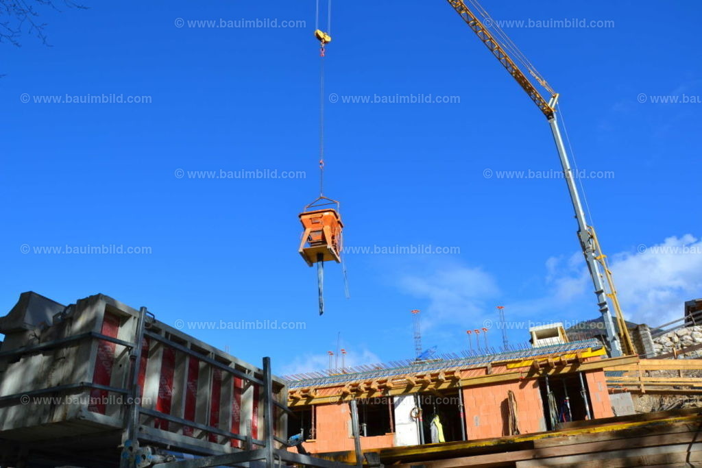 bib-lg04-betonarbeiten-0416 | Nach LV-Leistungsgruppen sortierte Detailfotos über den Bau eines Hauses. Alle Hausbau-Bilder direkt vom Urheber und Autor der Website Haus-Selber-Bauen.com