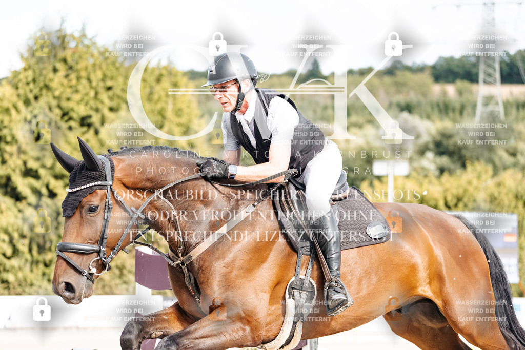 CK902504 | Turnierfotografie Pferdefotografie Trier Rheinland-Pfalz Pferdesport Reitsport Tierfotografie Sportfotografie Pferdevideo Pferdevideografie Equestrianvideography equestrianphotography  - Realisiert mit Pictrs.com