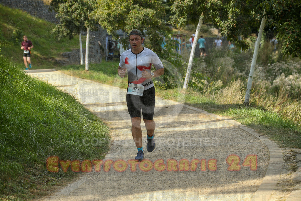 250824_1500_EX1_8304 | Sportfotografie im Rhein-Sieg Kreis, Köln, Bonn, NRW, Rheinland Pfalz, Hessen, etc. Unser Tätigkeitsfeld umfasst den Laufsport vom Volkslauf über den Marathon, Duathlon, Triathon bis zum Ultralauf wie Kölnpfad Ultra oder Schindertrail.
