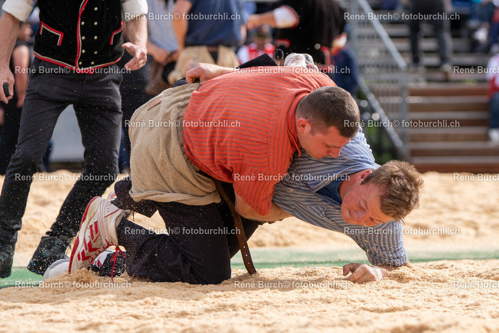 BUR00785 | René Burch leidenschaftlicher Fotograf aus Kerns in Obwalden.  Hier finden sie Sport, Landschaft und Natur Fotografie.
 - Realisiert mit Pictrs.com