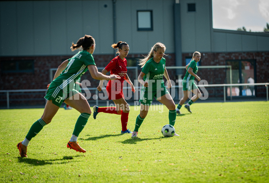 20250928-TUS_2042 | jns.sportfotos - Realisiert mit Pictrs.com