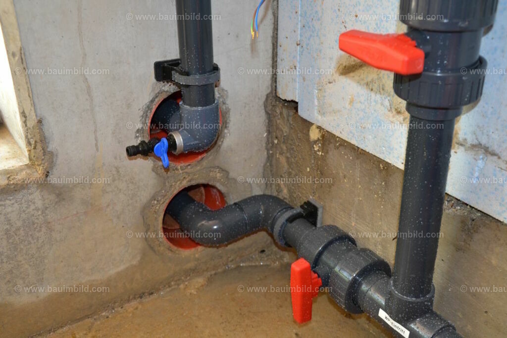 bib-lg25-aussenanlagen-0039 | Nach LV-Leistungsgruppen sortierte Detailfotos über den Bau eines Hauses. Alle Hausbau-Bilder direkt vom Urheber und Autor der Website Haus-Selber-Bauen.com