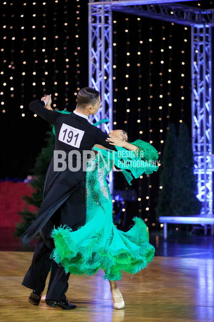 Winter Dance Festival | Mülheim a.d. Ruhr - 14.12.2025: Winter Dance Festival in Mülheim a.d. Ruhr (Westenergiehalle), Germany. Photo by: BobNL design &amp; photography  - Realisiert mit Pictrs.com
