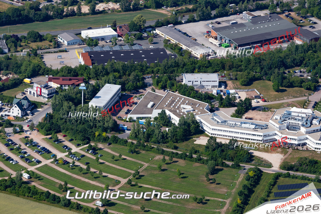 aktuelles Luftbild von Oberasbach Zirndorf - Luftaufnahme wurde 2018 von https://frankenair.de mittels Flugzeug (keine Drohne) erstellt.