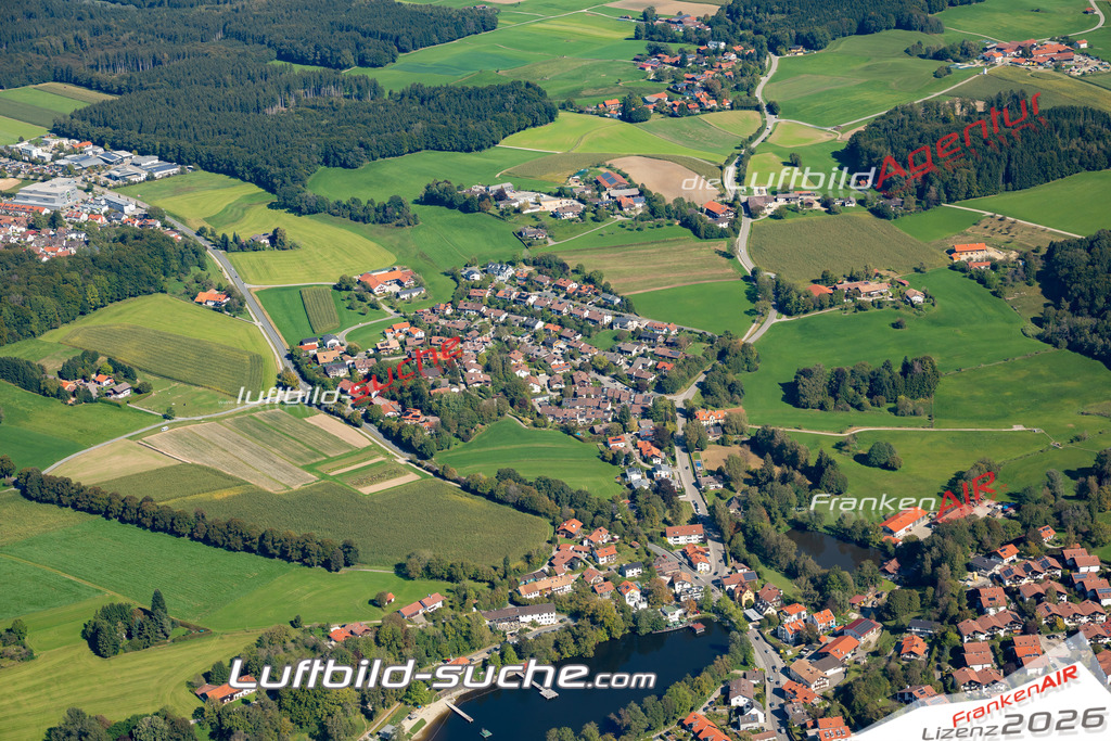 Aktuelles Luftbild von Reith Ebersberg Kauf mit Lizenz / Bildrechten möglich- Die Luftaufnahme wurde 2021 mittels UL-Flugzeug erstellt ( keine Drohne ) - hochauflösende Kamera-Systeme von  Canon -Beste Qualität - Für grossformatige Ausdrucke geeignet. Die Geschenkidee !