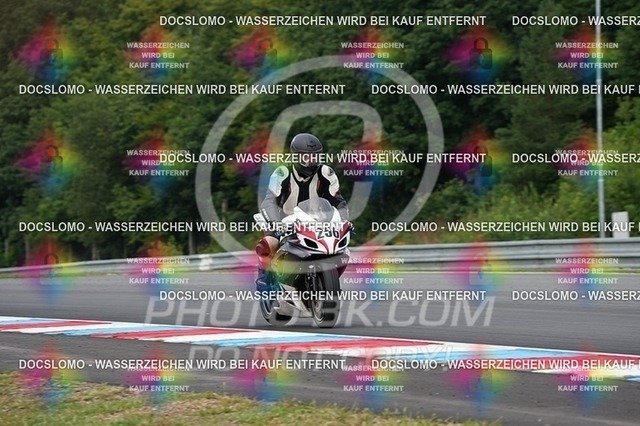 2025_08_03_PBK_32077 | Sportfotografie; SlowMotion; Video; Rennstrecke; Hafeneger; RSE; Speer; Trackday; Motorsportarena; Hockenheimring; Brno; Most; Barcelona; Valencia, Benny; Kaetzmer;