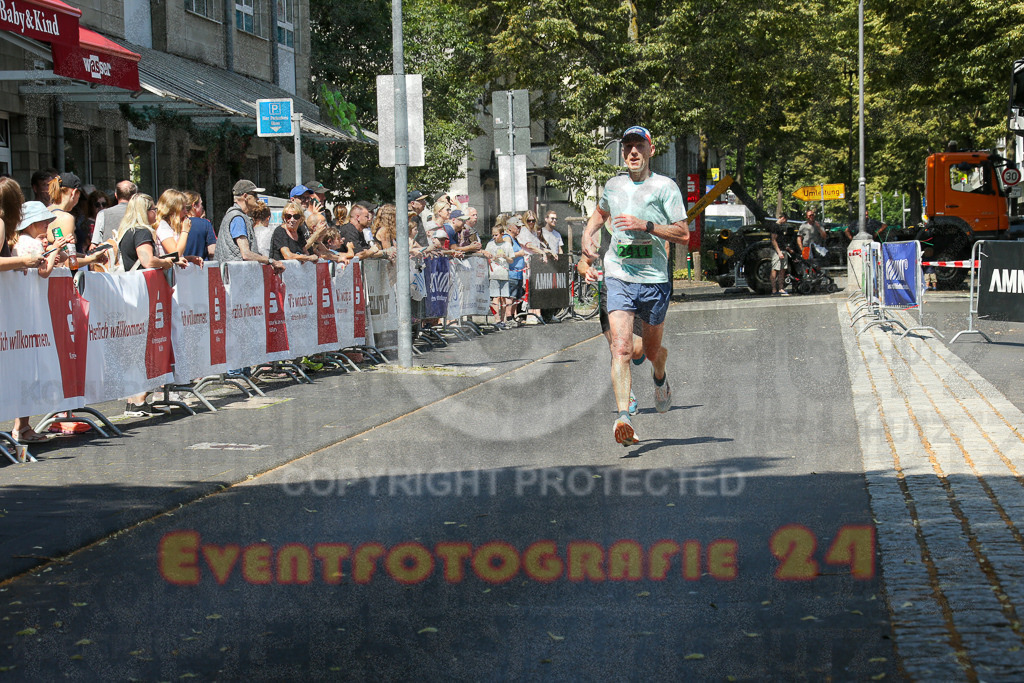 250621_1147_EX1_4043 | Sportfotografie im Rhein-Sieg Kreis, Köln, Bonn, NRW, Rheinland Pfalz, Hessen, etc. Unser Tätigkeitsfeld umfasst den Laufsport vom Volkslauf über den Marathon, Duathlon, Triathon bis zum Ultralauf wie Kölnpfad Ultra oder Schindertrail.