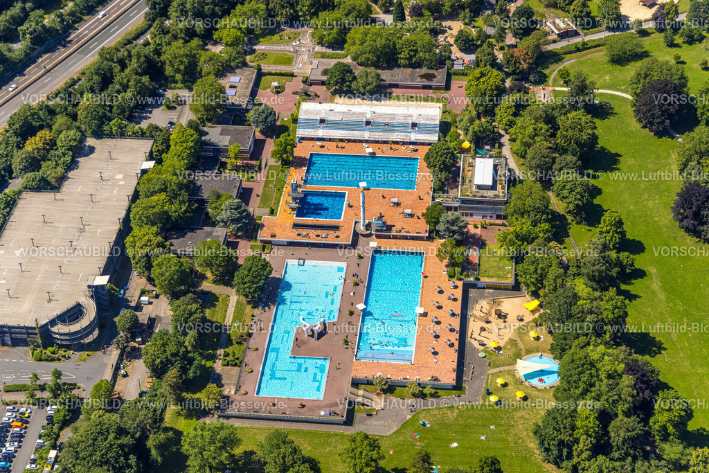 Essen230703234 | Luftbild, Grugabad im Grugapark, Badegäste, Rüttenscheid, Essen, Ruhrgebiet, Nordrhein-Westfalen, Deutschland