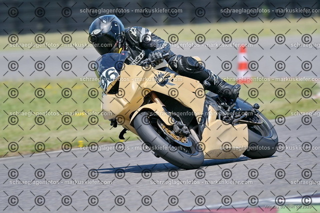 26BT01-1473 | 096 - Realisiert mit Pictrs.com