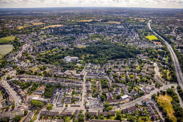 Muelheim220802628 | Luftbild, Haus Auf dem Bruch - Mülheimer Seniorendienste, Baustelle Wohnsiedlung Auf dem Bruch, Convivio Bautätigkeit, Denhauser Höfe, Dümpten - West, Mülheim an der Ruhr, Ruhrgebiet, Nordrhein-Westfalen, Deutschland