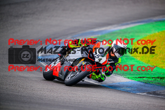 MaZZes_FotoMatrix_240614_6007705_2-37 | WEISS