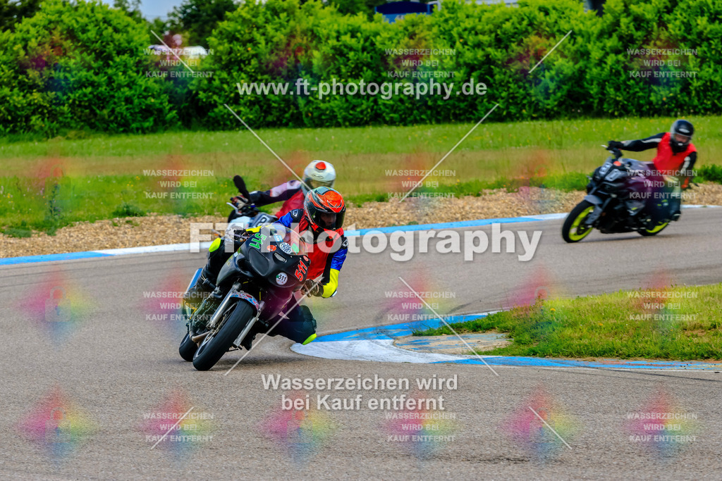 MotoTeam-9123 | Hier findet Ihr Bilder von Touristenfahrten auf der Nürburgring Nordschleife oder von anderen Veranstaltungen die ich besucht habe. Viel Spass beim Durch Schauen 