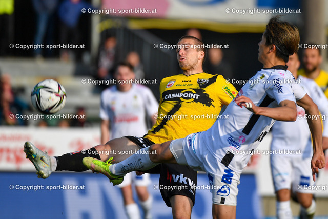 AUT, Admiral Bundesliga, LASK Linz vs SCR Altach | 23.04.2022, Raiffeisen Arena Pasching, AUT, Admiral Bundesliga, LASK Linz vs SCR Altach, im Bild Keito Nakamura (Lask) vs Gianluca Gaudino (Altach)


// Admiral Bundesliga Match between LASK Linz and SCR Altach in Pasching, Austria on 2022/04/23
