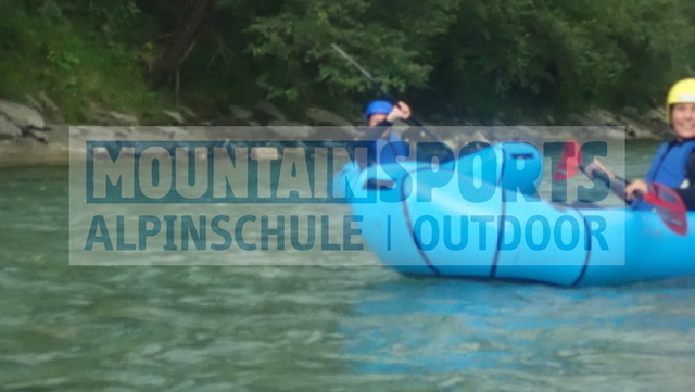 P7310045 | Bestelle die Bilder deines Berg- oder Wasser-Abenteuers mit Mountain Sports bequem von zu Hause aus direkt über unseren Online Fotoshop von pictrs.com. - Realisiert mit Pictrs.com