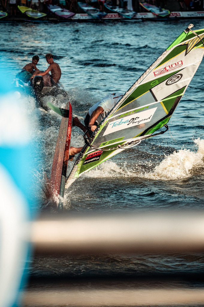 Kieler WOCHE Tow In Windsurf - @art_tokarev dpmedia (36 von 63) | dp-photography - Realisiert mit Pictrs.com