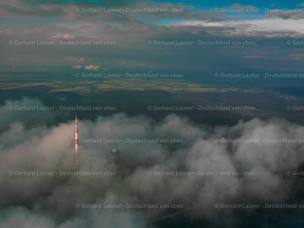 2406401 | Gipfel des Brocken mit Sendeturm, Harz