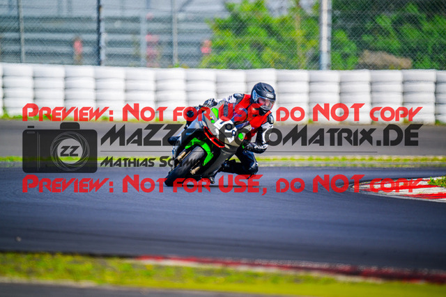 MaZZes_FotoMatrix_240717_6007705_2-120 | INST