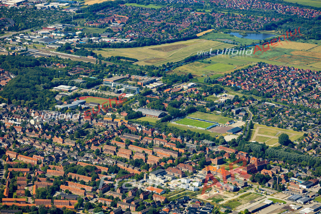 transvaal-emden-luftbild-22-2947 | Aktuelles Luftbild von Transvaal Emden - Die Luftaufnahme wurde 2022 mittels UL-Flugzeug erstellt ( keine Drohne ) - hochauflösende Kamera-Systeme von  Canon -
Beste Qualität - Für grossformatige Ausdrucke geeignet. Die Geschenkidee !