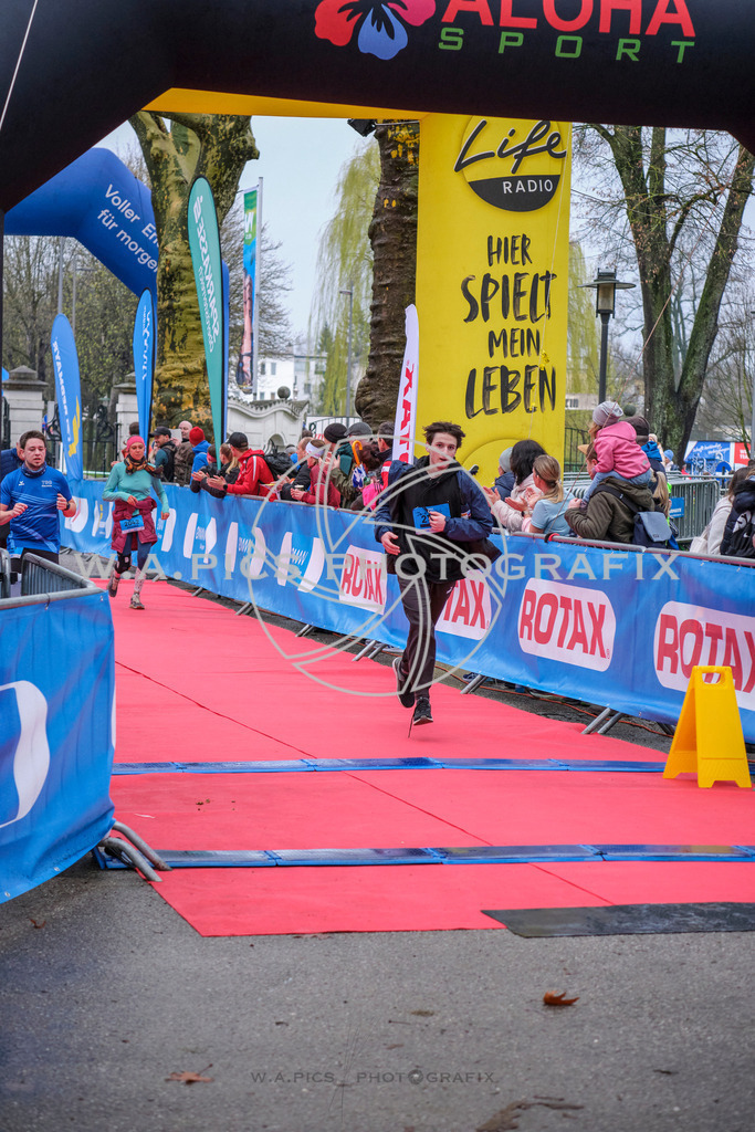 ..... | AUSTRIA, Wels, 30.03.25, ALOHA Wels Halbmarathon, Image Shows: , Foto: Wapics/RING M.