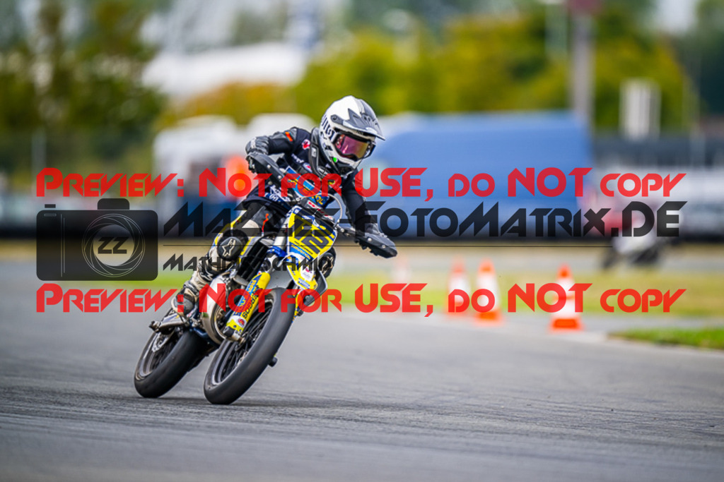 MaZZes_FotoMatrix_231001_0808 | ROOKIES