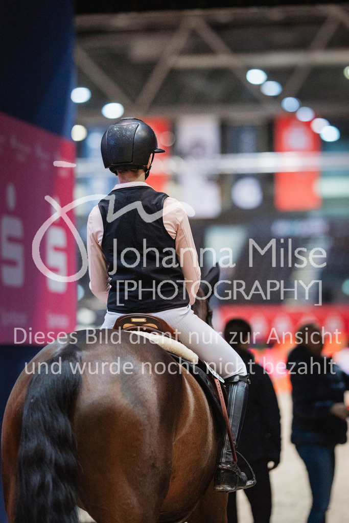 240120_Leipzig_AmateurMedium-203 | Deine schönsten Turniermomente als professionelle Fotos! Entdecke hochwertige Pferdesport-Fotografie im Online-Shop. Jetzt Fotos finden & bestellen!