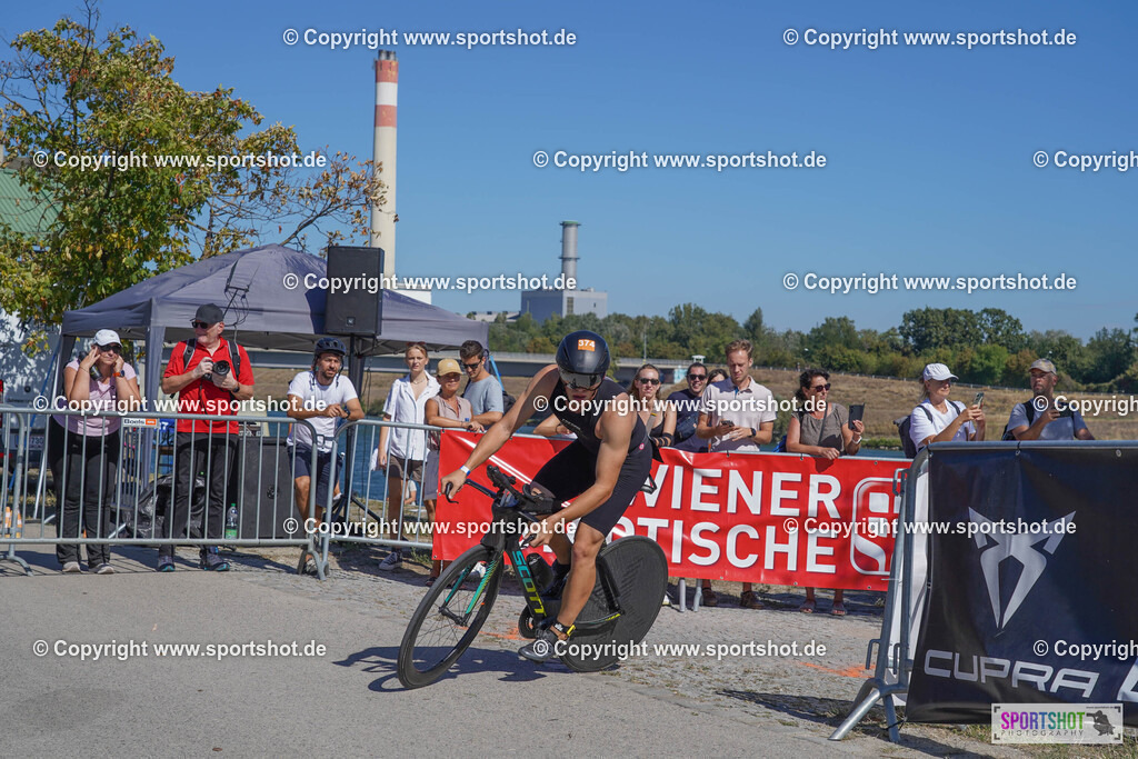 DSC00626 | Vienna Triathlon 2024                                        P3 Event                                                             #yourpictrs #sportshot_your_pictrs                 @Sportshotphotography                                     Photo Credit: www.sportshot.de