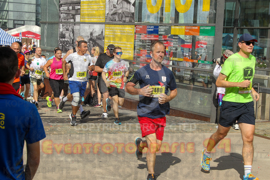 250920_1430_EV4_6980 | Sportfotografie im Rhein-Sieg Kreis, Köln, Bonn, NRW, Rheinland Pfalz, Hessen, etc. Unser Tätigkeitsfeld umfasst den Laufsport vom Volkslauf über den Marathon, Duathlon, Triathon bis zum Ultralauf wie Kölnpfad Ultra oder Schindertrail.