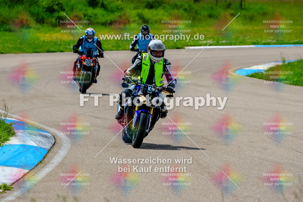MotoTeam-0051 | Hier findet Ihr Bilder von Touristenfahrten auf der Nürburgring Nordschleife oder von anderen Veranstaltungen die ich besucht habe. Viel Spass beim Durch Schauen 