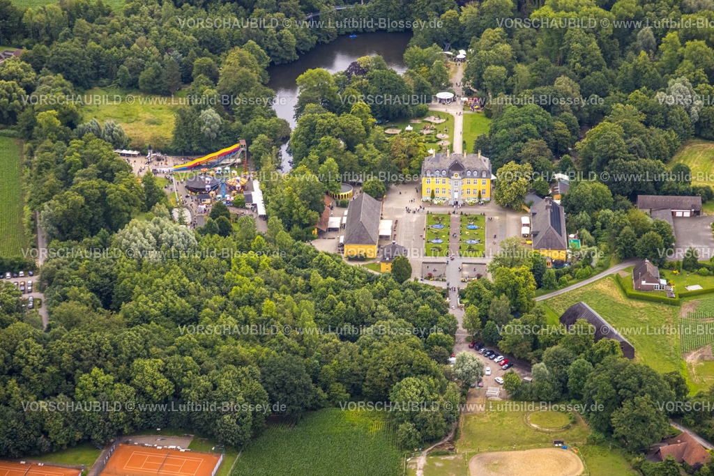 Bottrop240701803Kirchhellen | Luftbild, Schloss Beck und Spielanlagen, Kirchhellen-Nord-Ost, Bottrop, Ruhrgebiet, Nordrhein-Westfalen, Deutschland