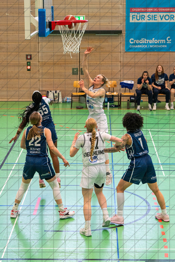 2. DBBL Nord 25/26 | PlayOff 1/4-Finale Spiel 1 | BBC Osnabrück vs. USC Bascats Heidelberg | 19.04.26: 2. DBBL Nord 25/26 | PlayOff 1/4-Finale Spiel 1 | BBC Osnabrück vs. USC Bascats Heidelberg / Osnabrück / Deutschland  //   CREDIT:www.bullenfotos.de, Martin König, Hörner Weg 40, D-49078 Osnabrück, +4917663732967 // Nutzung und Weitergabe nur zu den vereinbarten Zwecken. Presseanfragen an Ersteller. Alle Rechte beim Ersteller. Honorierung nach MFM. - Realisiert mit Pictrs.com