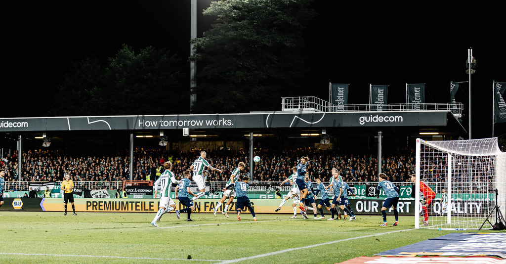 2. Bundesliga, Saison 2024/25, 7. Spieltag: SC Preußen Münster - FC Schalke 04 | Münster, 28.09.2024: 2. Bundesliga, 7. Spieltag, SC Preußen Münster gegen FC Schalke 04 im LVM-Preußenstadion in Münster. Foto: sportfotografie.ms | Markus Paletta - Realisiert mit Pictrs.com