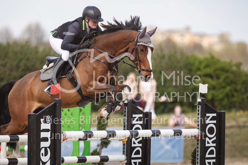 250416_M2-Springen-412 | Deine schönsten Turniermomente als professionelle Fotos! Entdecke hochwertige Pferdesport-Fotografie im Online-Shop. Jetzt Fotos finden & bestellen!