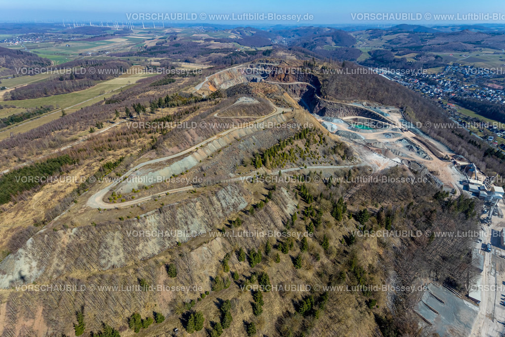 Brilon220303291 | Luftbild, Steinbruch Bilstein, Westdeutsche Grauwacke-Union, Brilon, Sauerland, Nordrhein-Westfalen, Deutschland