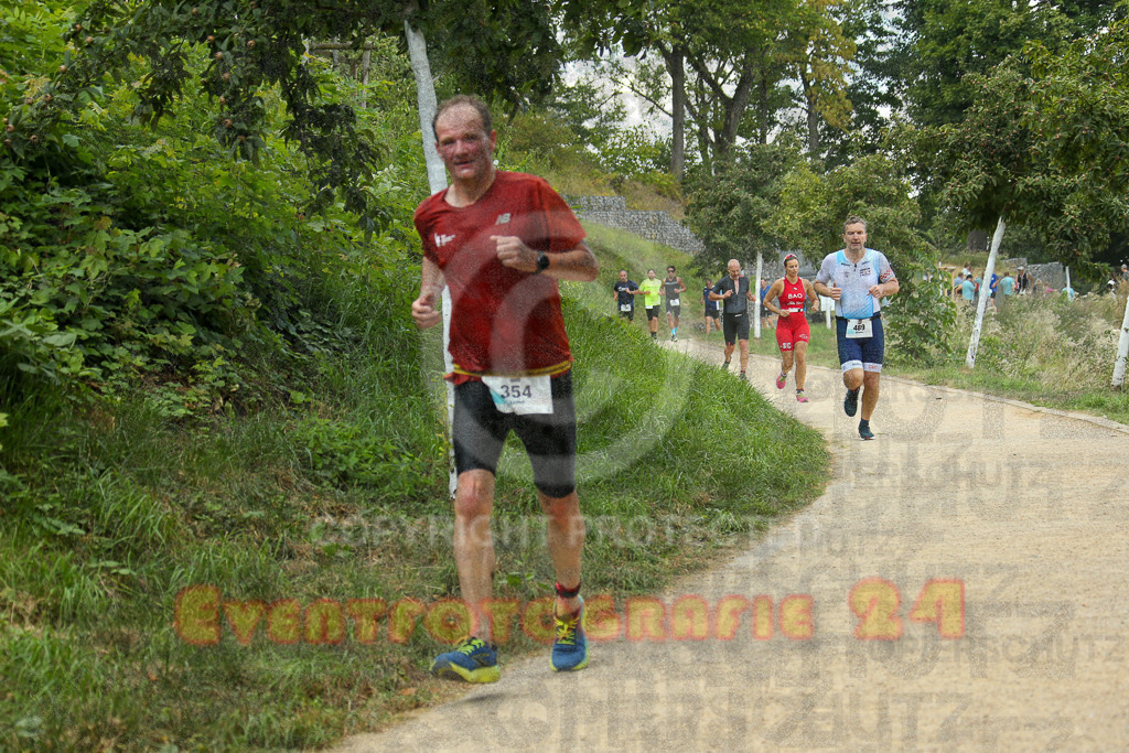 250824_1349_EX1_3808 | Sportfotografie im Rhein-Sieg Kreis, Köln, Bonn, NRW, Rheinland Pfalz, Hessen, etc. Unser Tätigkeitsfeld umfasst den Laufsport vom Volkslauf über den Marathon, Duathlon, Triathon bis zum Ultralauf wie Kölnpfad Ultra oder Schindertrail.