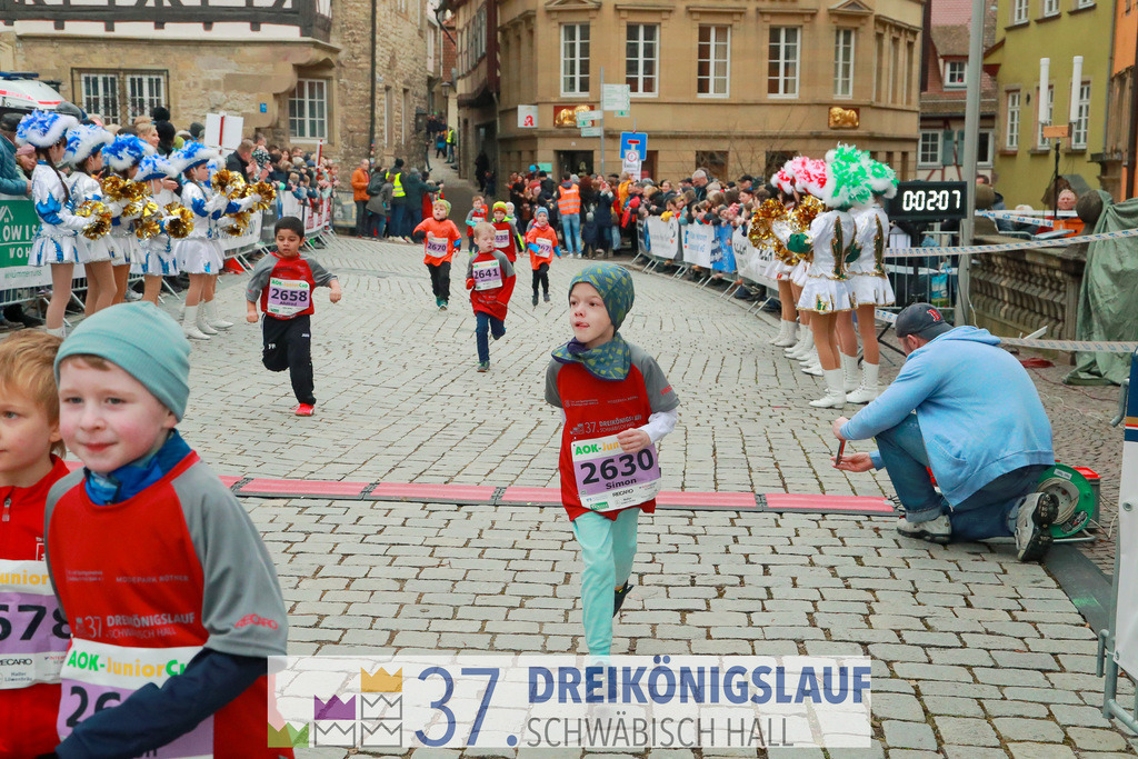 AOK JuniorCup 400m | 3Koenigslauf 2023 - Realisiert mit Pictrs.com