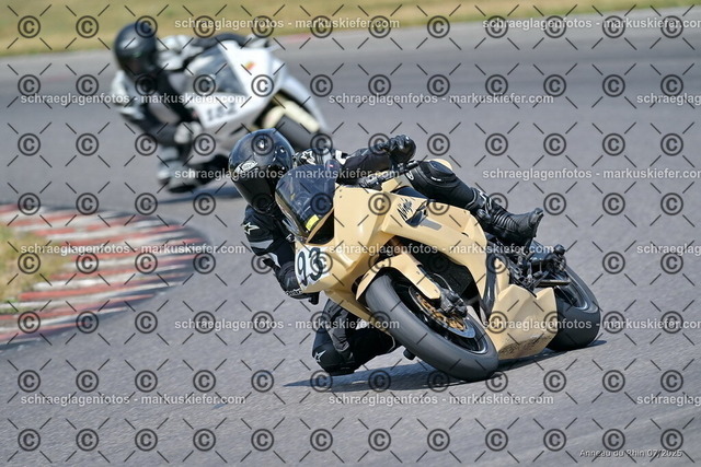 25bt04-1766 | markuskiefer.com - Realisiert mit Pictrs.com