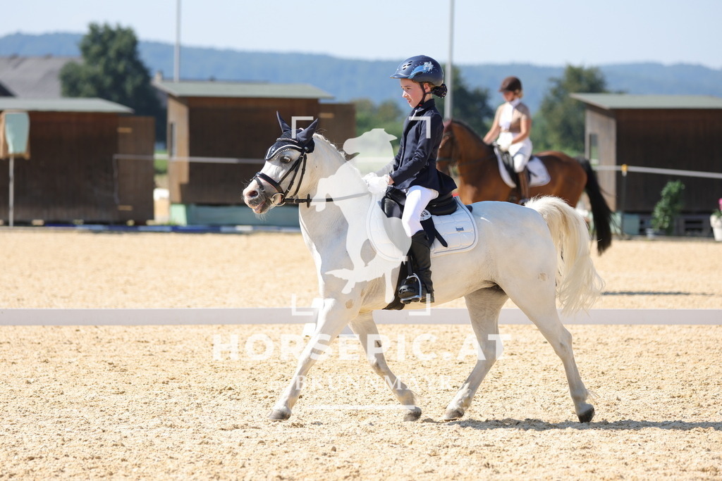 0P6A1469 | Willkommen bei Brunnmayr - Design & Fotografie – Ihrem Spezialisten für Reitturniere und Pferdeveranstaltungen in Oberösterreich, Salzburg und Bayern! Seit über 17 Jahren sind wir leidenschaftlich dabei.
