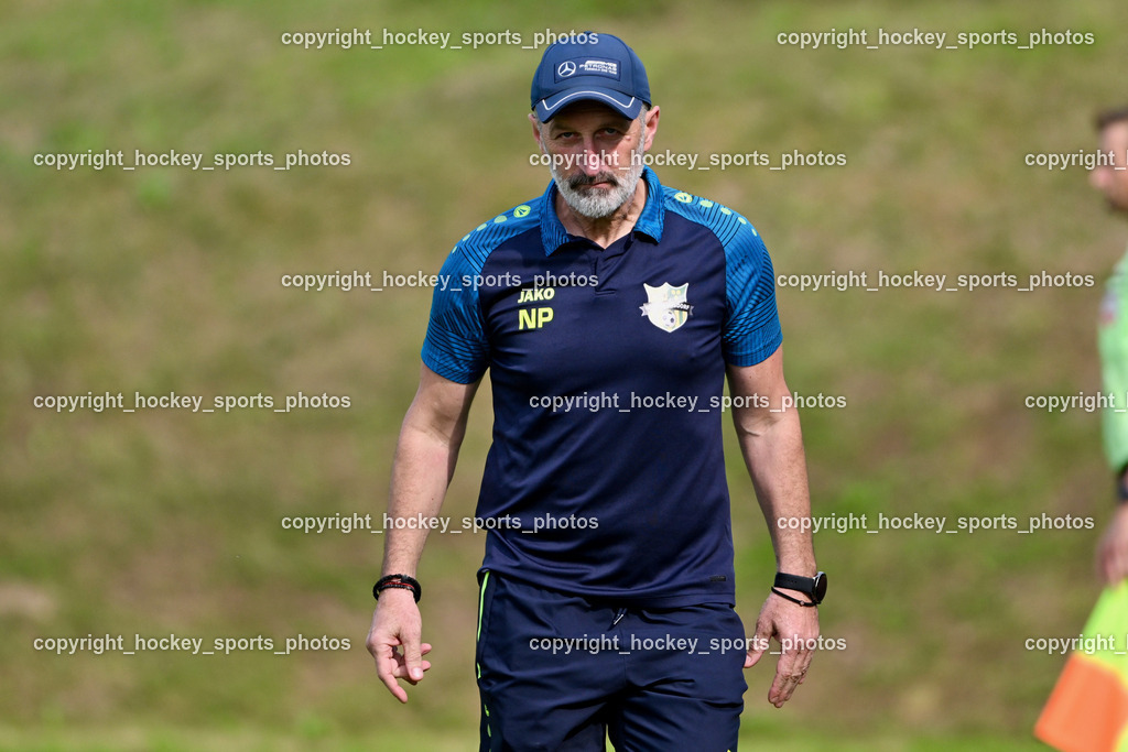 ASKÖ Köttmannsdorf vs. Union Matrei | Asisstentcoach ASKÖ Köttmannsdorf Nenad Pavicevic, ASKÖ Köttmannsdorf vs. Union Matrei, ASKÖ Köttmannsdorf vs. Union Matrei am 13.09.2025 in Köttmannsdorf (Sportplatz Köttmannsdorf), Austria, (Photo by Bernd Stefan)