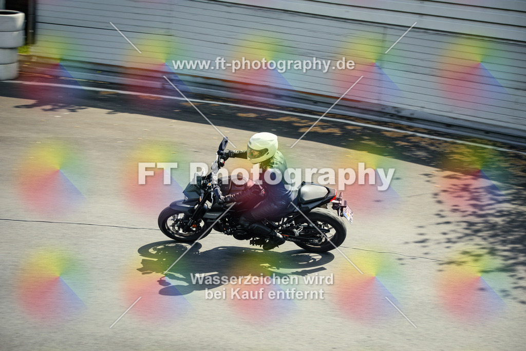 OBK_Mai_Martina_Markus-10830 | Hier findet Ihr Bilder von Touristenfahrten auf der Nürburgring Nordschleife oder von anderen Veranstaltungen die ich besucht habe. Viel Spass beim Durch Schauen 