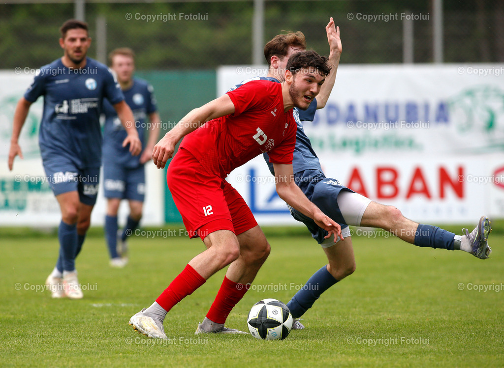 A_LUI_03052025_0016 | SPORT FUSSBALL LL.OST ASKOE OEDT 1B-USV ST.ULRICH 03.05.2025IM BILD: FINN RUDEL (OEDT1B) UND LORENZ EGGER (ST.ULRICH)FOTO:FOTOLUI
