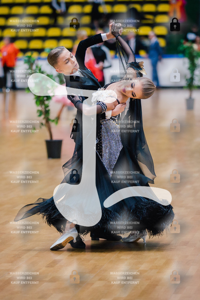 Hessen Tanzt WDSF Open Junior II Standard 2nd (204) Kristiyan Donchev _ Martina Kondaklieva (Bulgaria)-2025-05-17-7751 | Webshop for digital downloads and prints of dance sport, event & show photographer Julian Link - Realisiert mit Pictrs.com